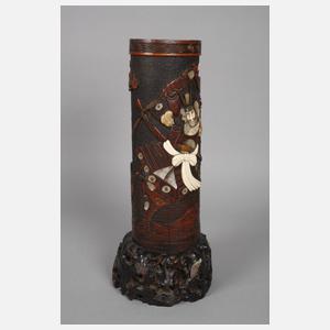 Paar große Pinselbecher