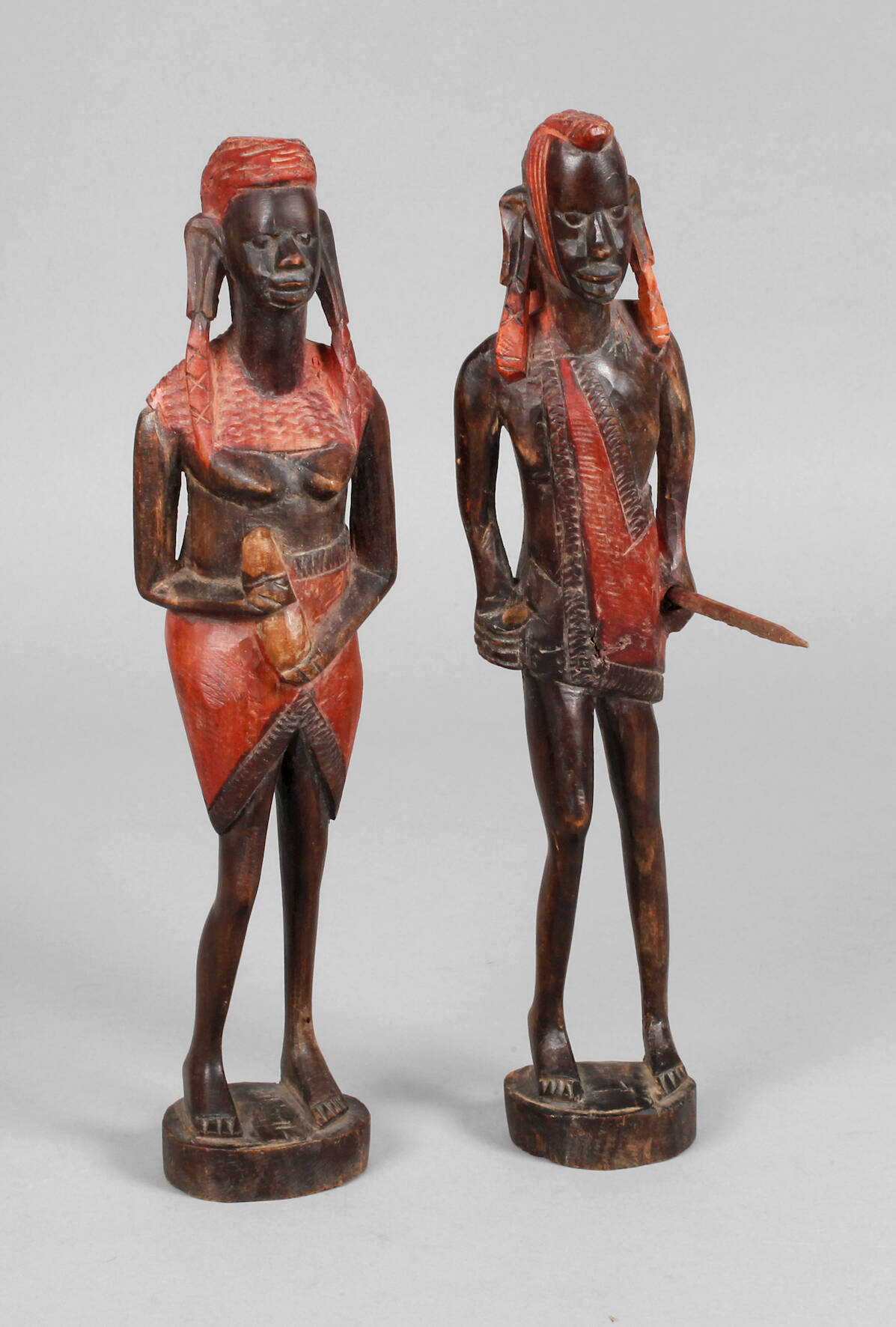 Zwei figürliche Schnitzereien