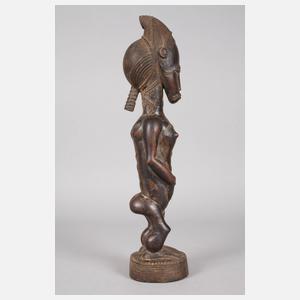 Figürliche Schnitzerei