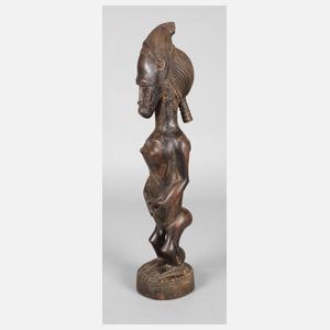 Figürliche Schnitzerei