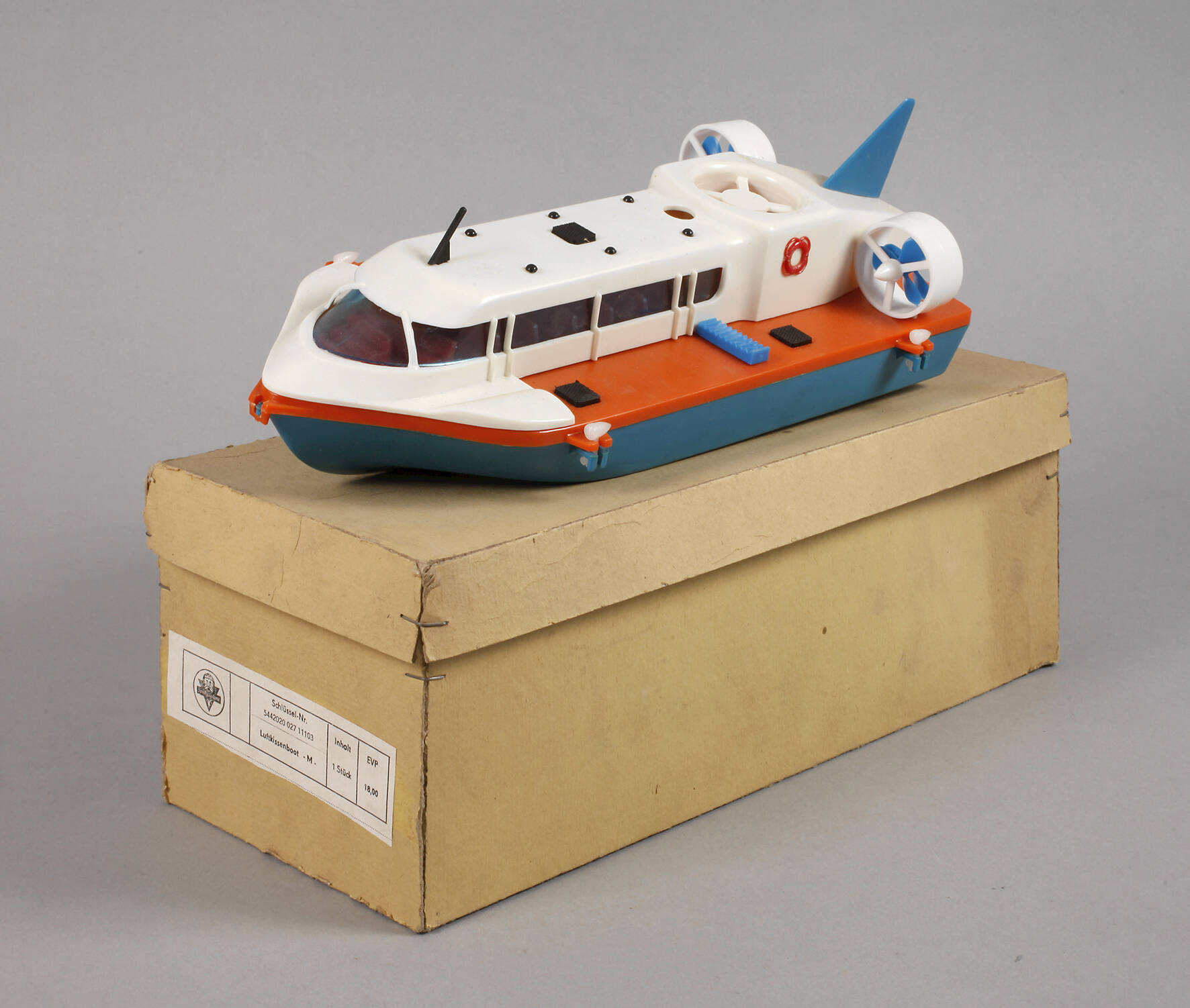 Spielzeugland Luftkissenboot