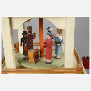 Weihnachtspyramide Erzgebirge