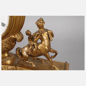 Feine Kaminuhr mit Kentauren