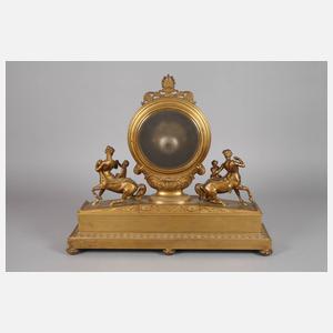 Feine Kaminuhr mit Kentauren