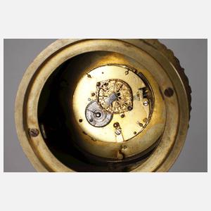 Klassizistische Figurenuhr Bronze