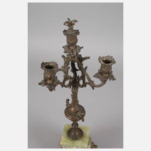 Kaminuhr mit zwei Beistellern