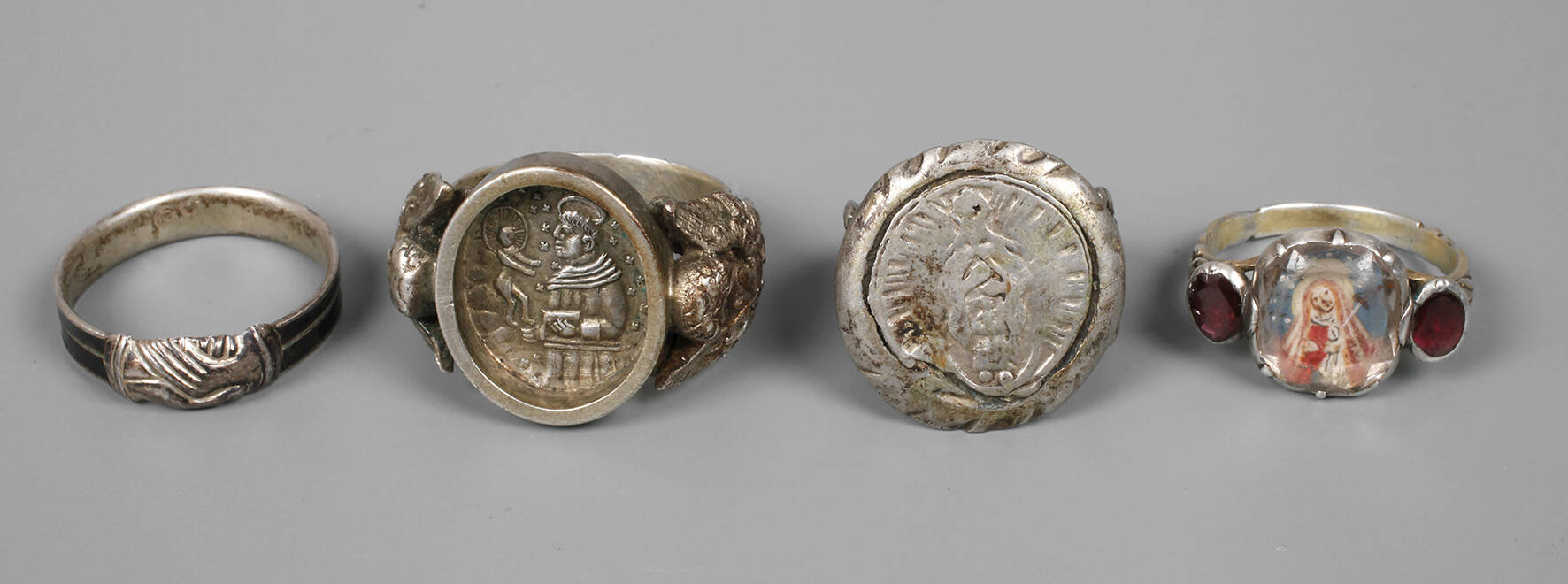 Konvolut religiöser Ringe