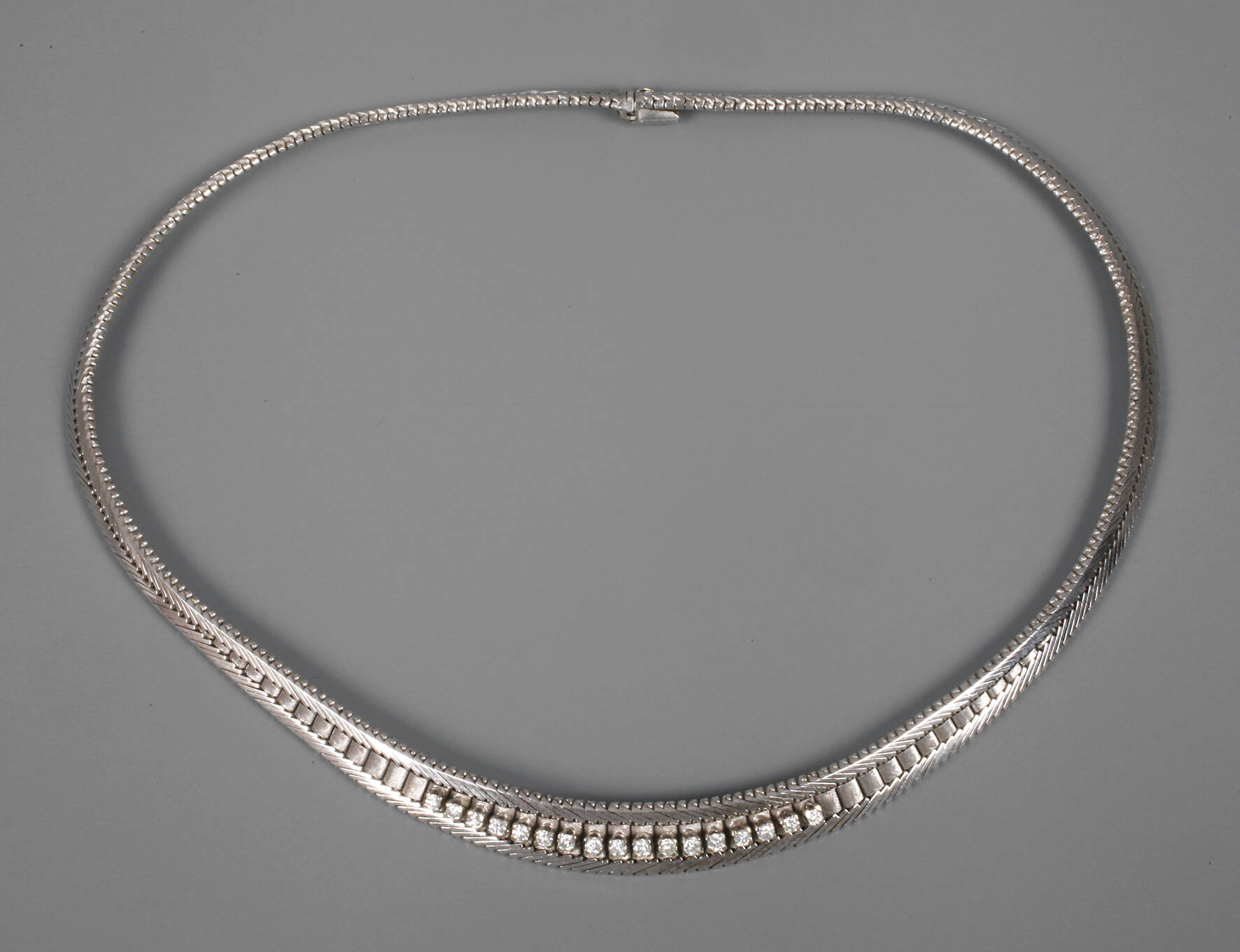 Collier mit Brillanten