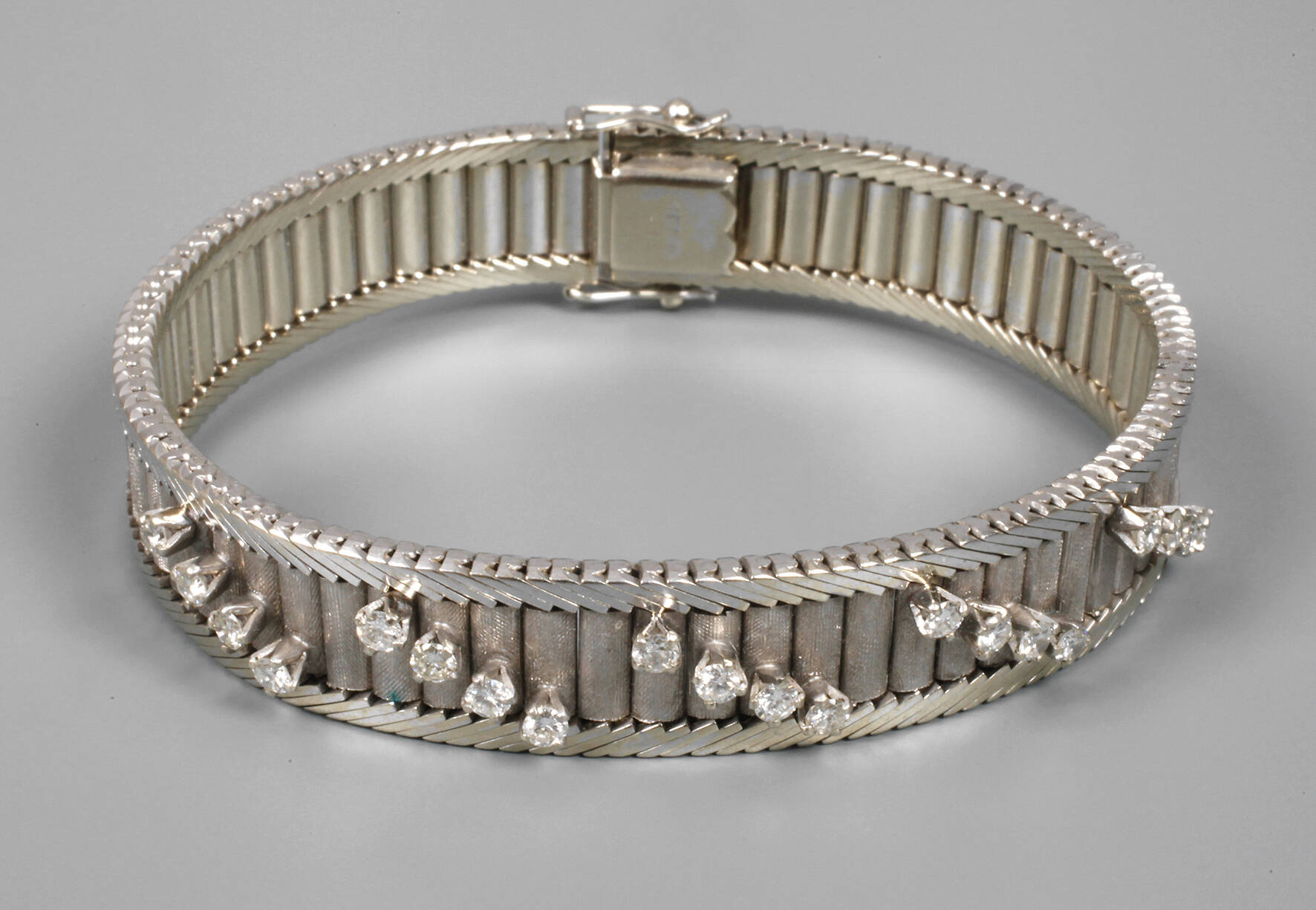 Armband mit Brillanten