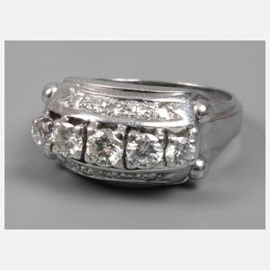 Damenring mit Brillanten