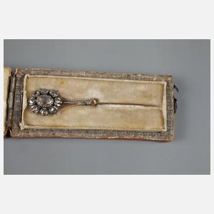 Reversnadel mit Diamantrosen