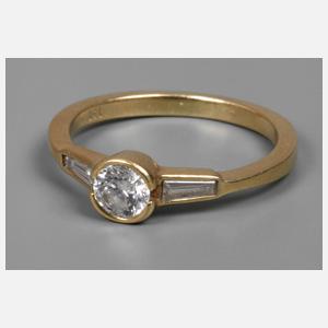 Damenring mit Brillant