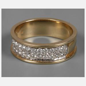 Damenring mit Brillanten