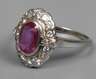 Damenring mit Rubin und Brillanten