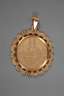 Anhänger mit Medaille