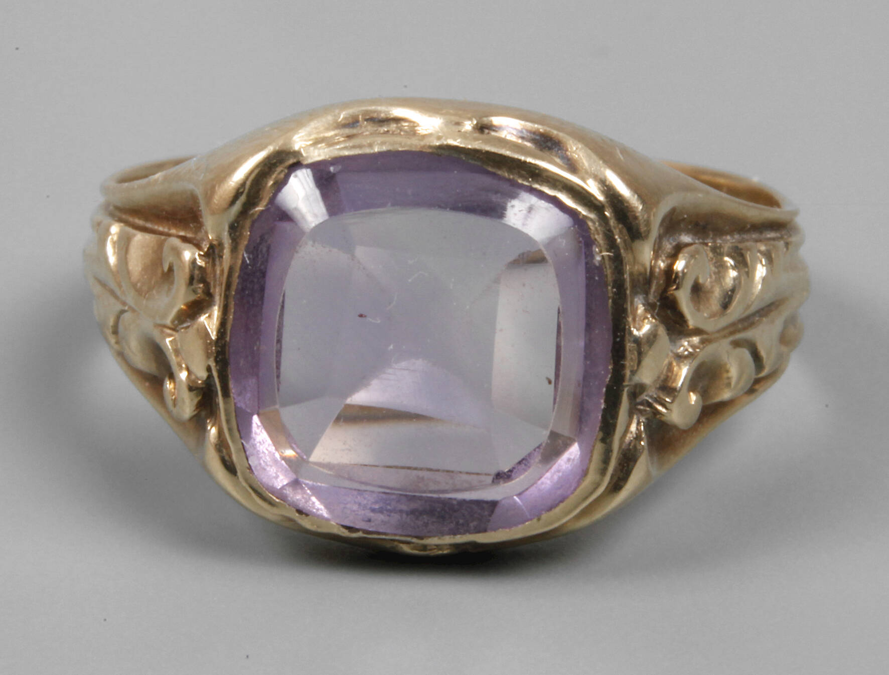 Herrenring mit Amethyst