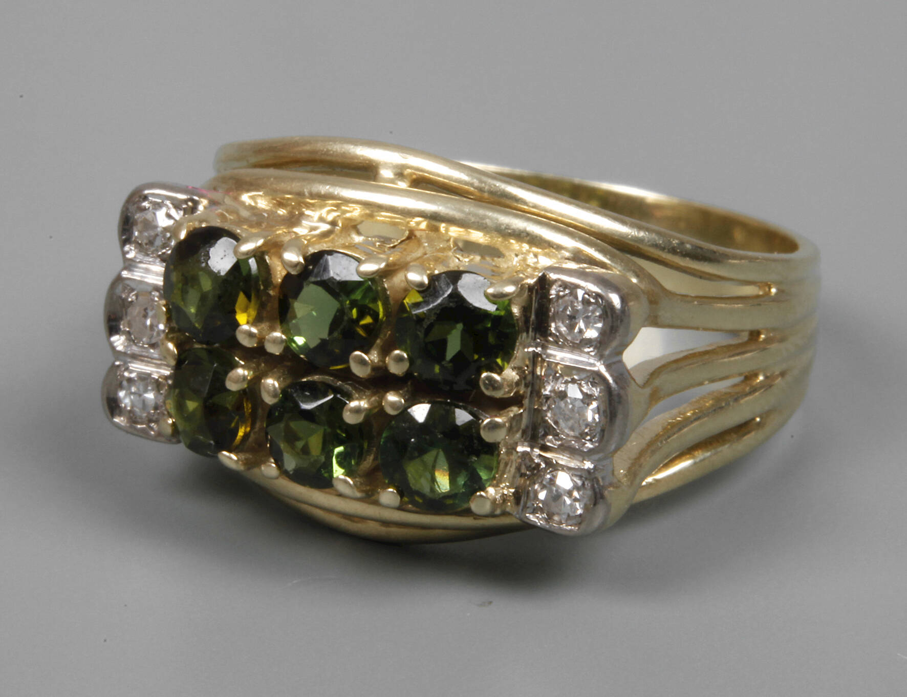 Damenring mit Turmalinen und Diamanten