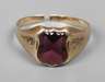 Ring mit Granat