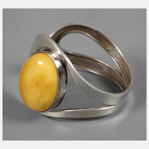 Armreif mit großem Bernstein