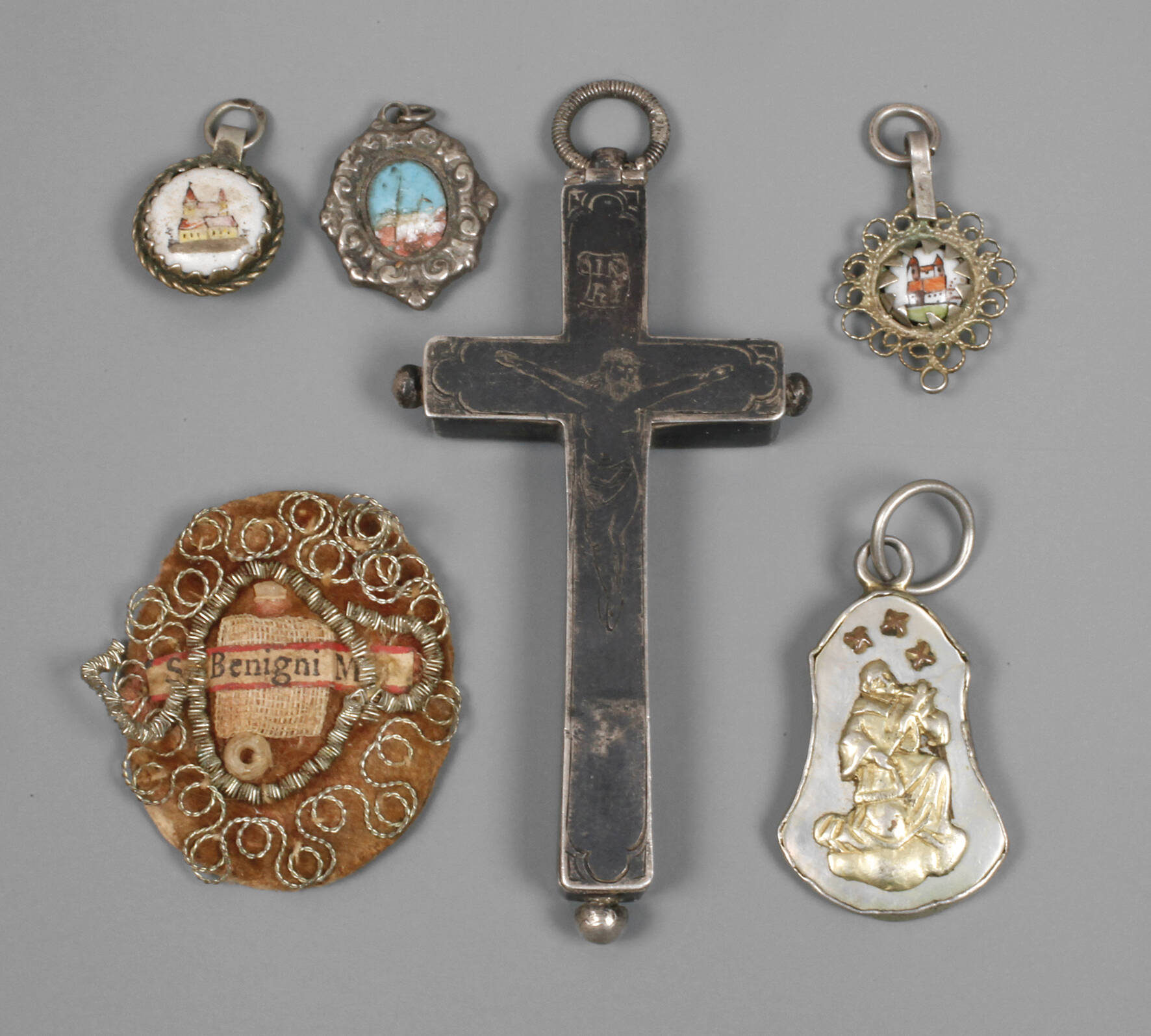 Konvolut religiöser Schmuck