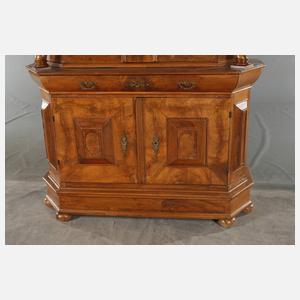 Barocker Aufsatzschrank