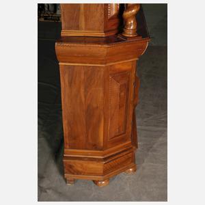 Barocker Aufsatzschrank