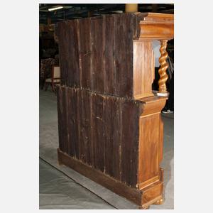 Barocker Aufsatzschrank