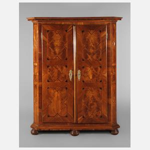 Barocker Kleiderschrank