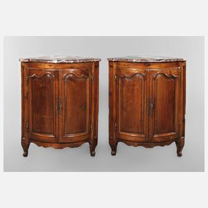 Paar barocke Eckschränkchen