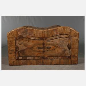 Höfische Barockkommode