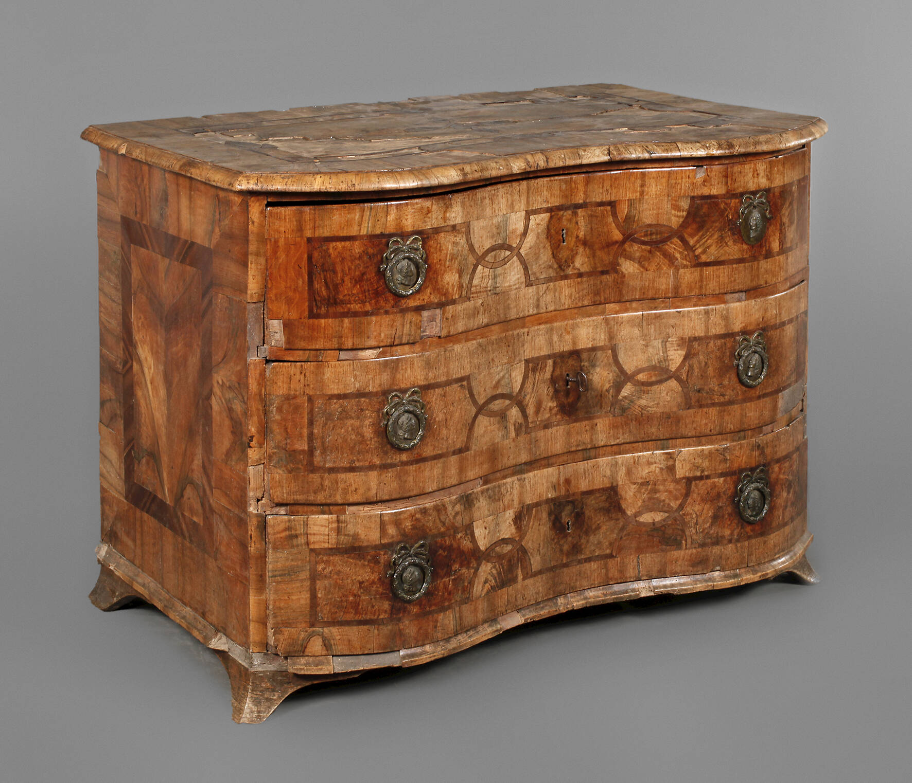 Höfische Barockkommode