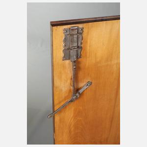 Halbschrank im Barockstil