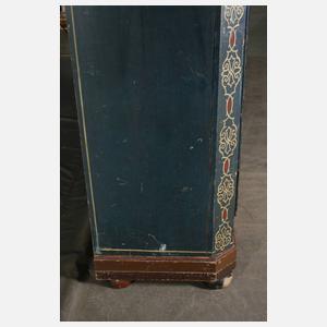 Außergewöhnlicher Bauernschrank