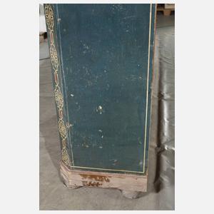 Außergewöhnlicher Bauernschrank