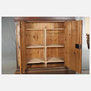 Barocker Bauernschrank