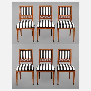 Sechs klassizistische Stühle