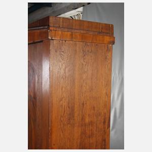 Kleiderschrank Biedermeier