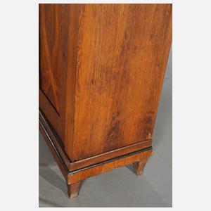 Kleiderschrank Biedermeier