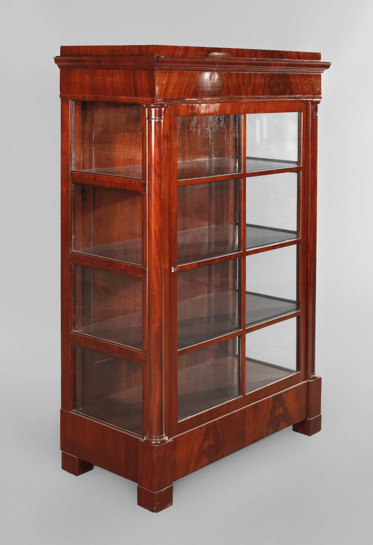 Biedermeiervitrine