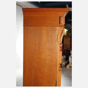 Wäscheschrank Historismus