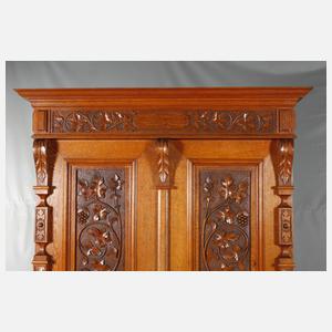 Wäscheschrank Historismus