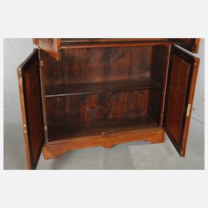 Bücherschrank Historismus