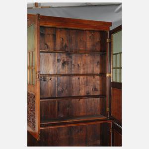 Bücherschrank Historismus