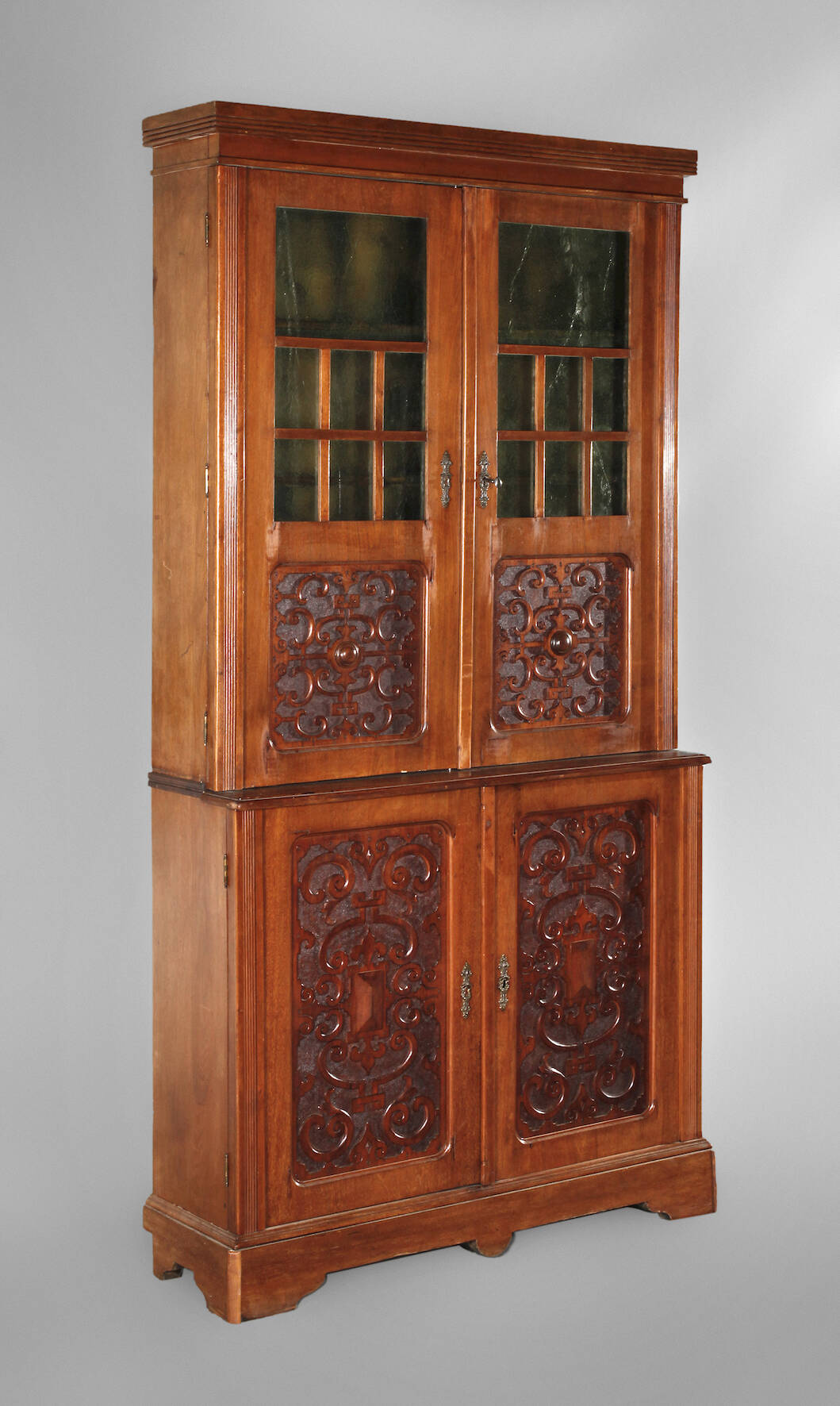 Bücherschrank Historismus