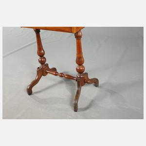 Kleiner Schminktisch