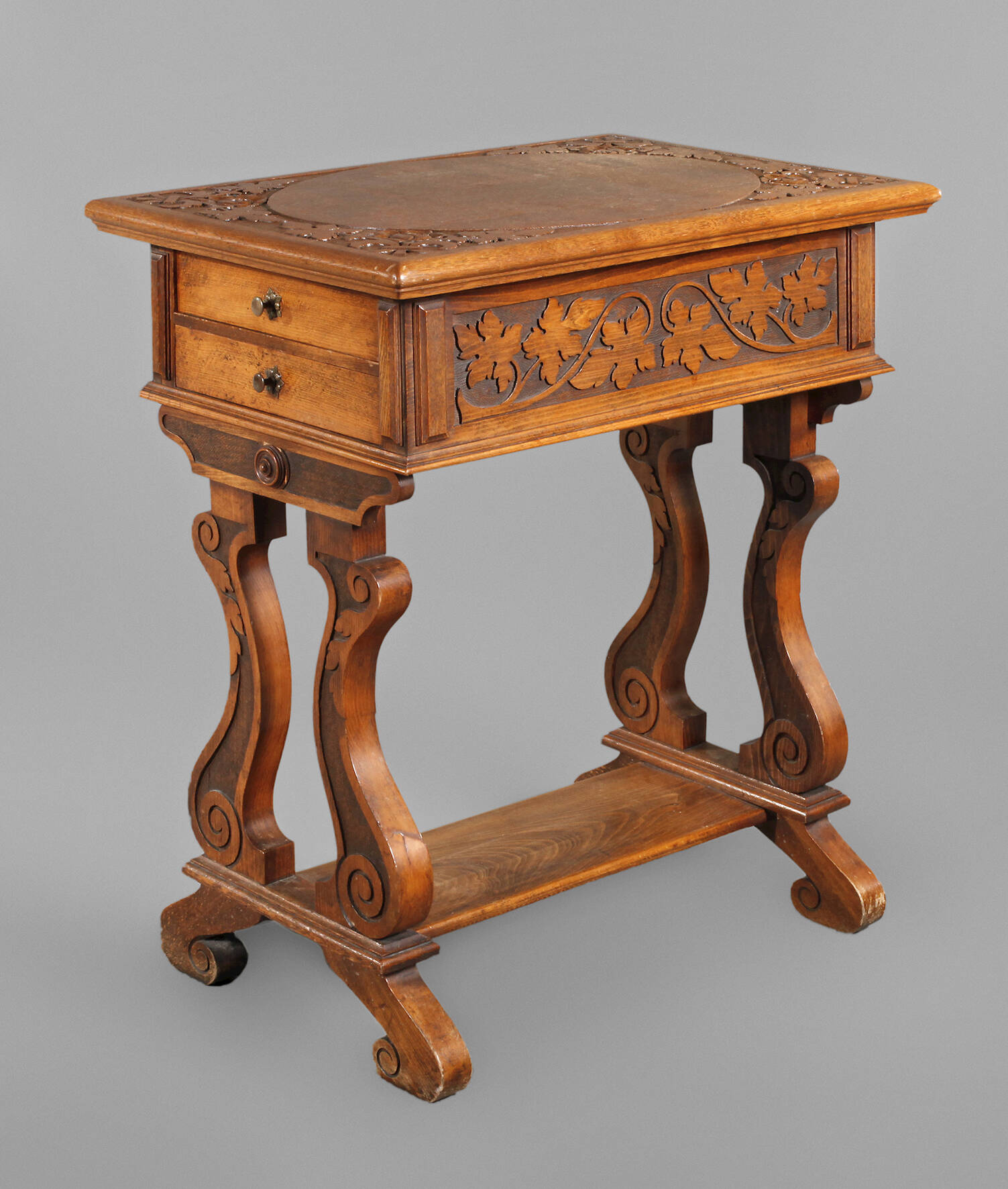 Nähtisch Historismus