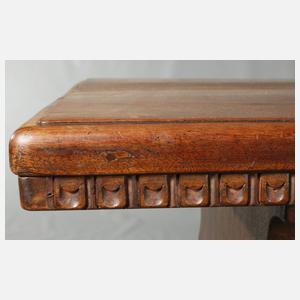 Schreibtisch im Renaissancestil