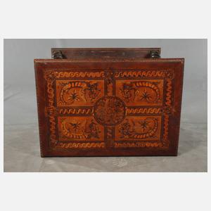 Tisch im Renaissancestil