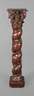 Geschnitzte Blumensäule