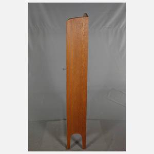 Paar Büchervitrinen